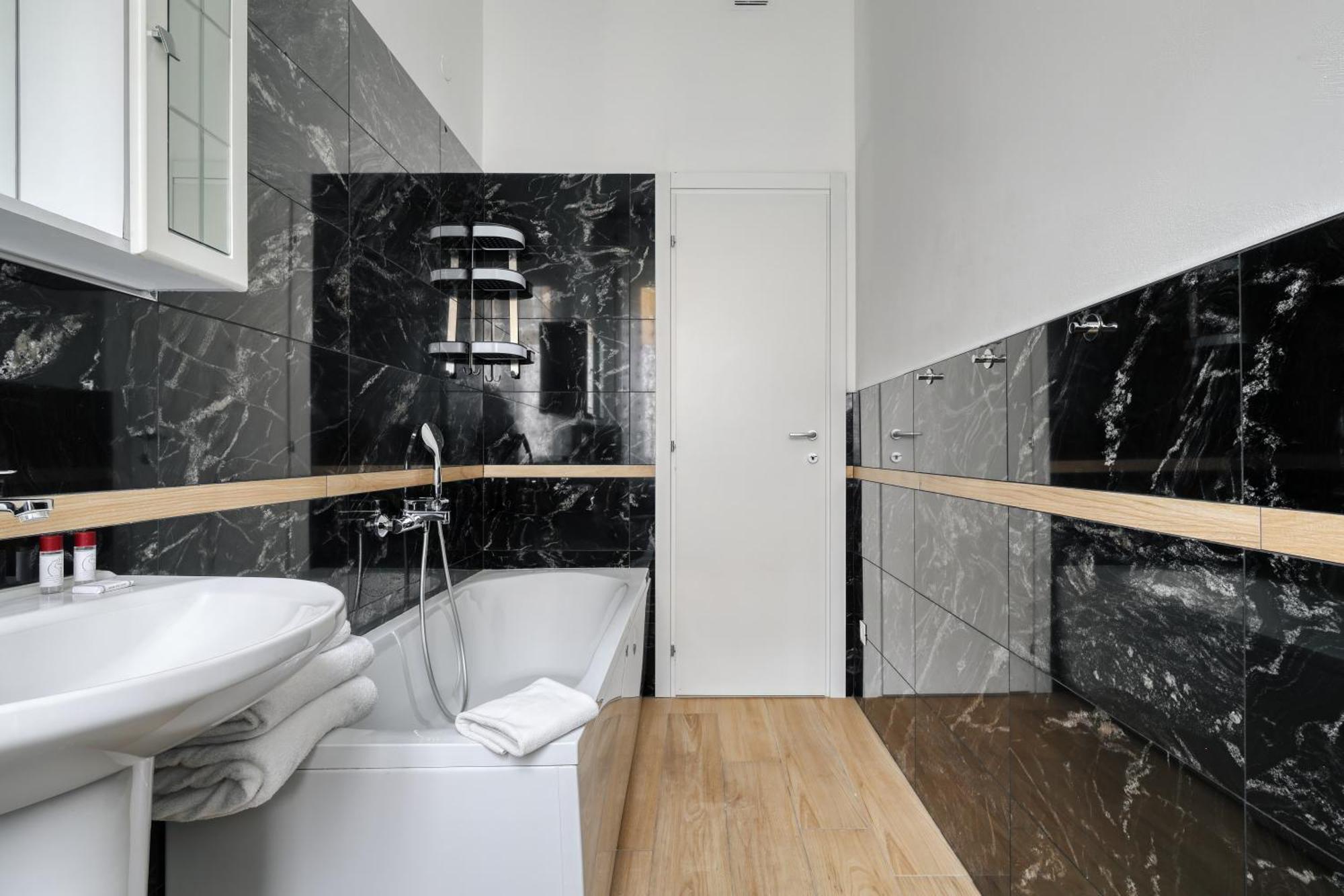 Joivy Chic 3-Bed Flat Near Colonne Di San Lorenzo Mailand Exterior foto